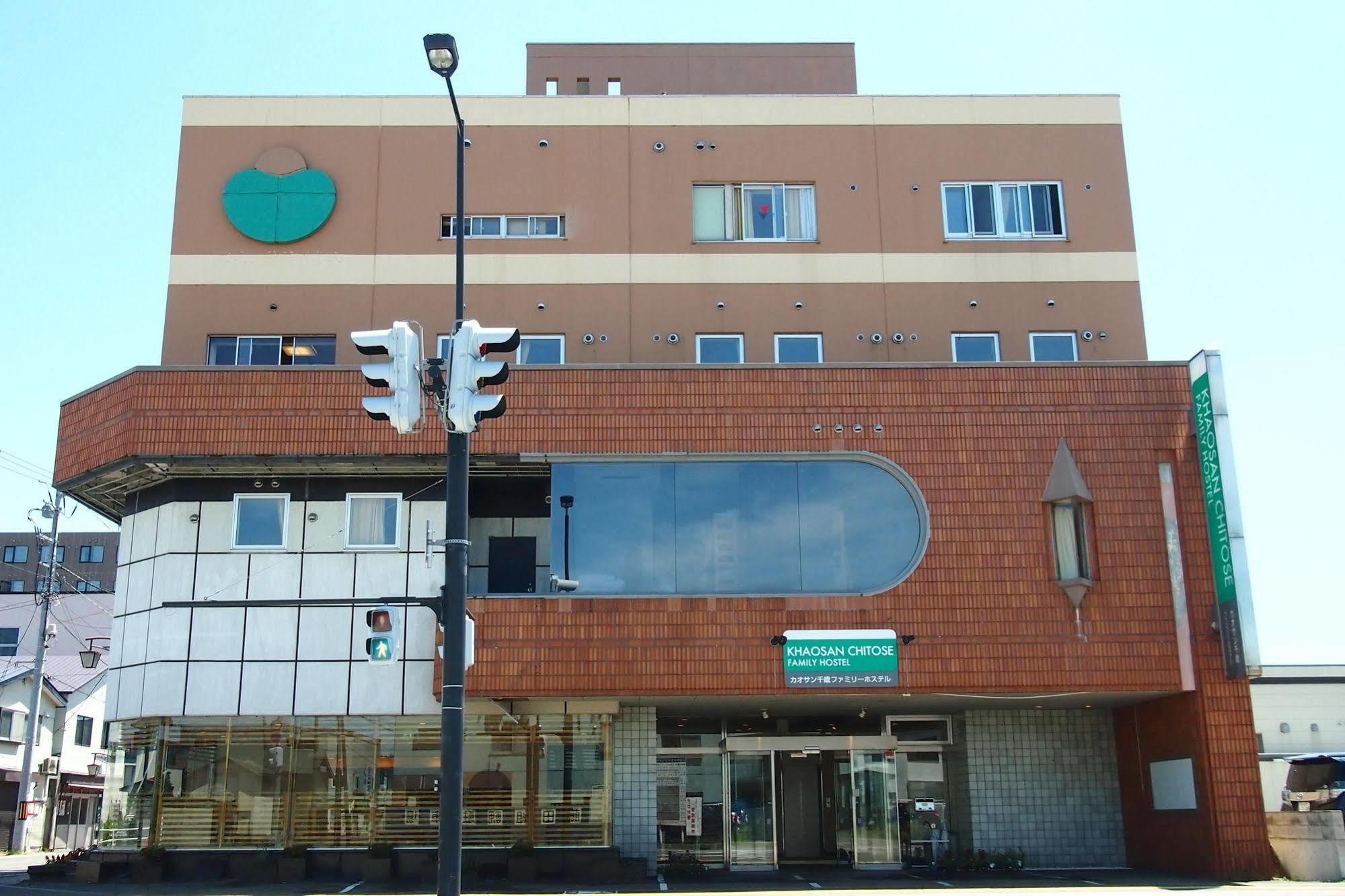 Khaosan Chitose Family Hostel Dış mekan fotoğraf