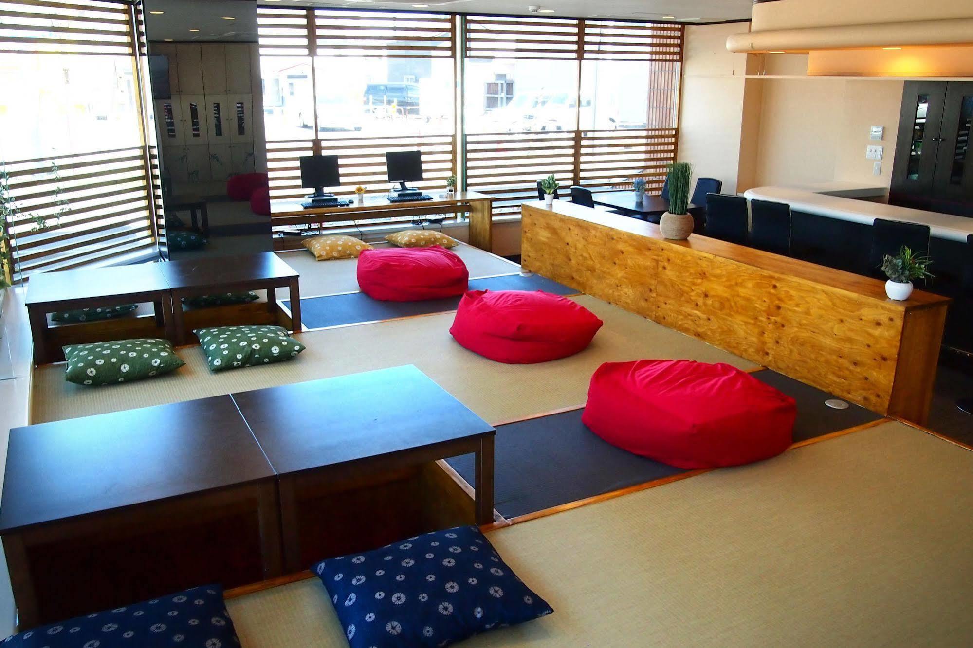 Khaosan Chitose Family Hostel Dış mekan fotoğraf