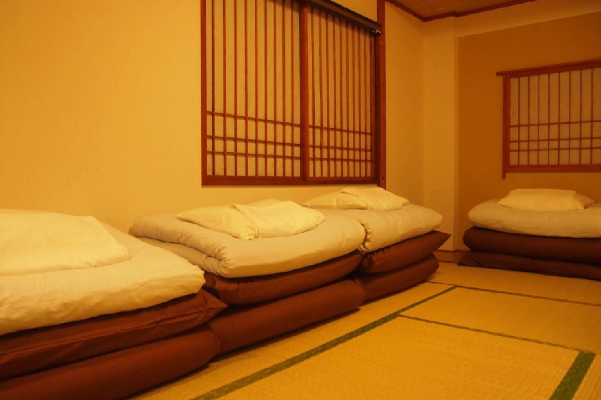 Khaosan Chitose Family Hostel Dış mekan fotoğraf